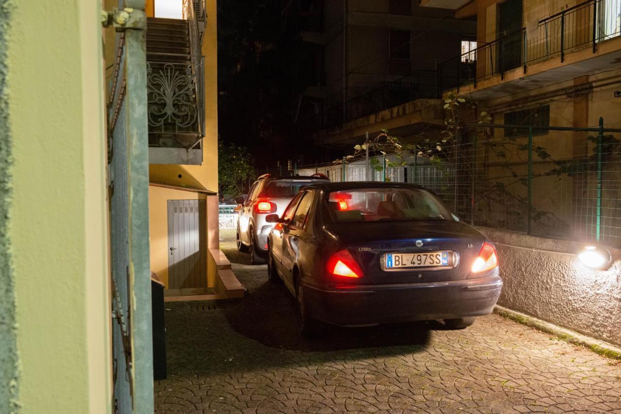 Charlotte Con Parcheggio, 5 Terre, Vicino Stazione Appartamento La Spezia