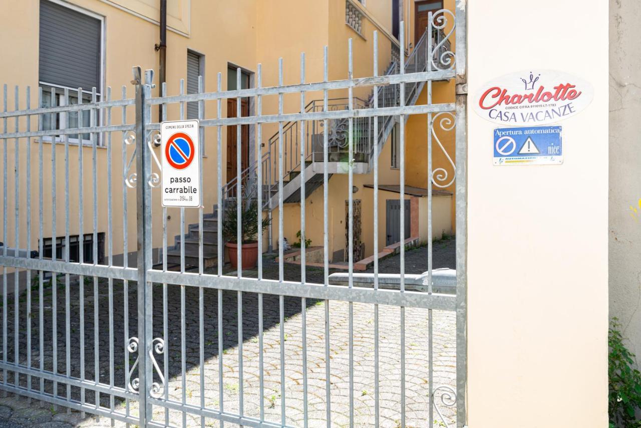 Appartamento Charlotte Con Parcheggio, 5 Terre, Vicino Stazione La Spezia